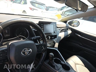 2023 Toyota Camry SE - miniatura 11