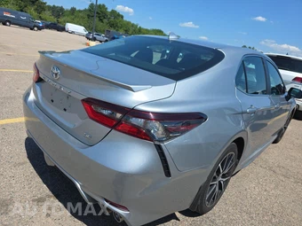2023 Toyota Camry SE - miniatura 4