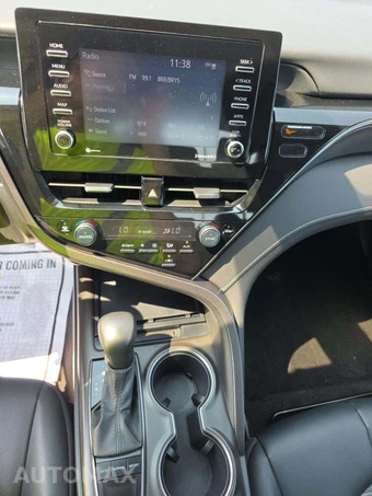 2023 Toyota Camry SE - miniatura 7