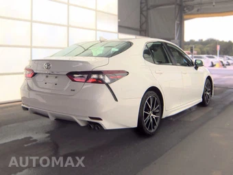 2023 Toyota Camry SE - miniatura 4