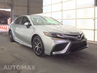 2023 Toyota Camry SE - miniatura 3