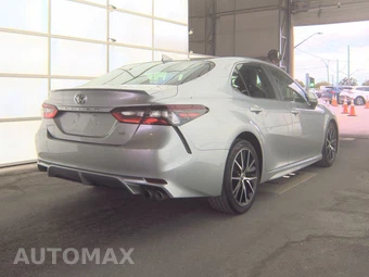 2023 Toyota Camry SE - miniatura 4