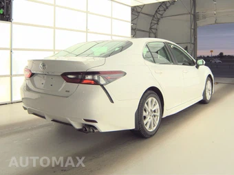 2023 Toyota Camry SE - miniatura 4