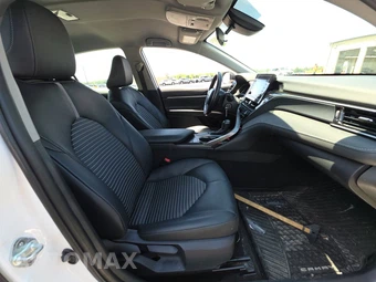 2023 Toyota Camry SE - miniatura 8