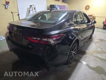 2023 Toyota Camry SE - miniatura 3