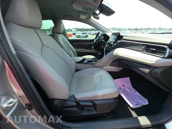 2023 Toyota Camry SE - miniatura 8