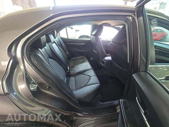 2023 Toyota Camry SE - miniatura 13