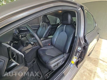 2023 Toyota Camry SE - miniatura 3