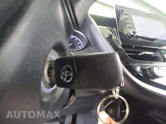 2023 Toyota Camry SE - miniatura 5