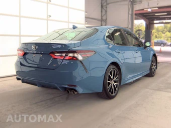 2023 Toyota Camry SE - miniatura 4