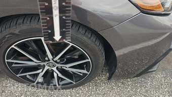 2023 Toyota Camry SE - miniatura 31