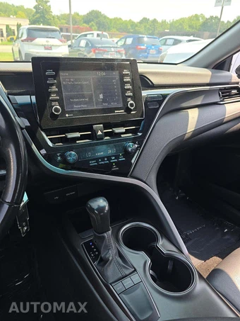 2023 Toyota Camry SE - miniatura 10