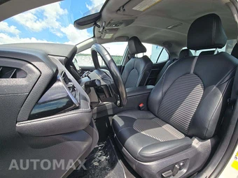 2023 Toyota Camry SE - miniatura 3