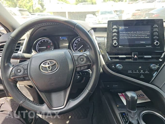 2023 Toyota Camry SE - miniatura 11