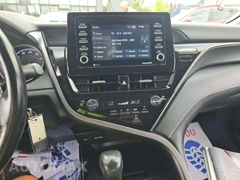2023 Toyota Camry SE - miniatura 10