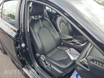 2023 Toyota Camry SE - miniatura 18