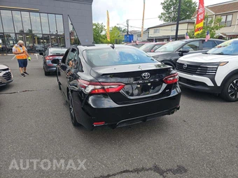 2023 Toyota Camry SE - miniatura 2