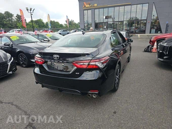 2023 Toyota Camry SE - miniatura 3