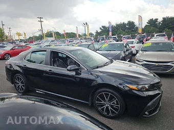 2023 Toyota Camry SE - miniatura 4