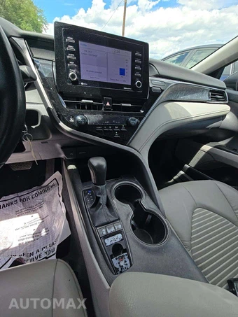 2023 Toyota Camry SE - miniatura 10