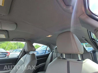 2023 Toyota Camry SE - miniatura 11