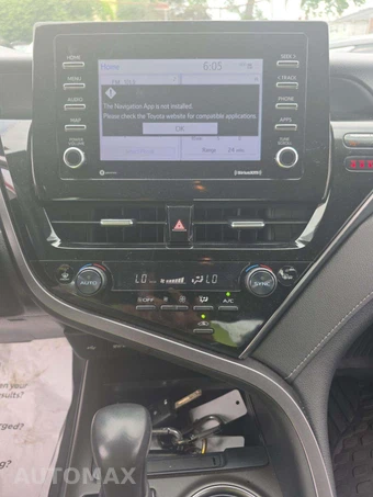 2023 Toyota Camry SE - miniatura 10
