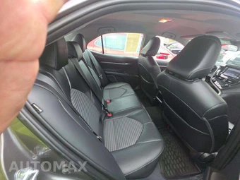 2023 Toyota Camry SE - miniatura 16