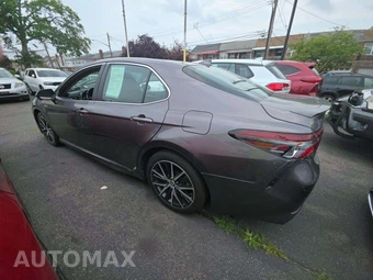 2023 Toyota Camry SE - miniatura 2