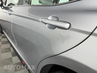 2023 Toyota Camry SE - miniatura 23