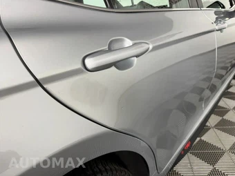 2023 Toyota Camry SE - miniatura 26