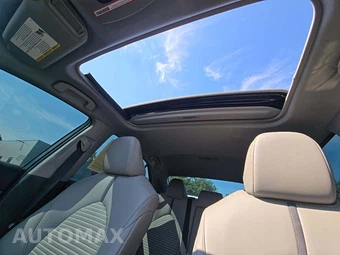 2023 Toyota Camry SE - miniatura 8