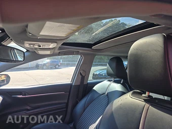 2023 Toyota Camry SE - miniatura 17