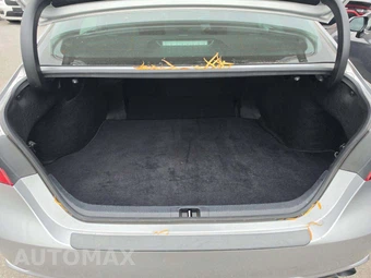2023 Toyota Camry SE - miniatura 14