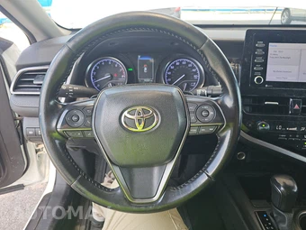 2023 Toyota Camry SE - miniatura 10
