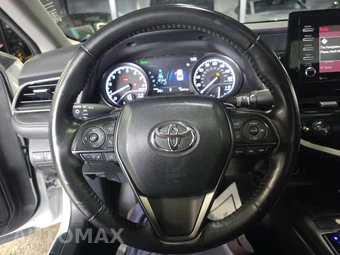 2023 Toyota Camry SE - miniatura 10