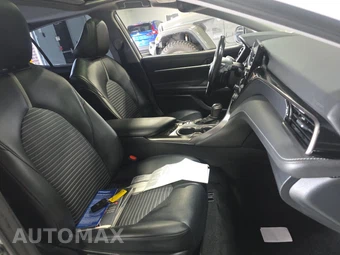 2023 Toyota Camry SE - miniatura 8