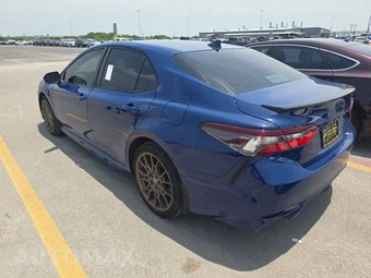 2023 Toyota Camry SE Nightshade Edition - miniatura 6