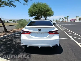 2023 Toyota Camry SE Nightshade Edition - miniatura 5
