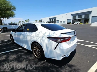 2023 Toyota Camry SE Nightshade Edition - miniatura 6
