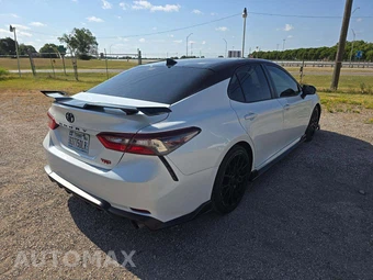 2023 Toyota Camry TRD - miniatura 3