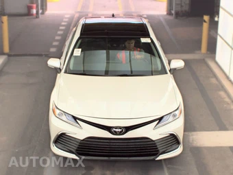 2023 Toyota Camry XLE - miniatura 2