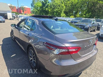2023 Toyota Camry XLE - miniatura 2