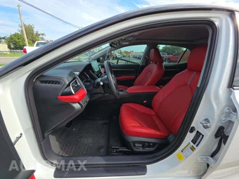 2023 Toyota Camry XSE - miniatura 3
