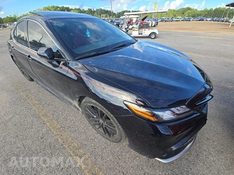 2023 Toyota Camry XSE - miniatura 3