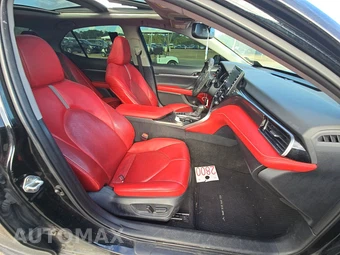 2023 Toyota Camry XSE - miniatura 8