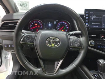 2023 Toyota Camry XSE - miniatura 10