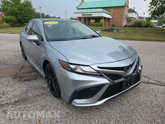 2023 Toyota Camry XSE - miniatura 4