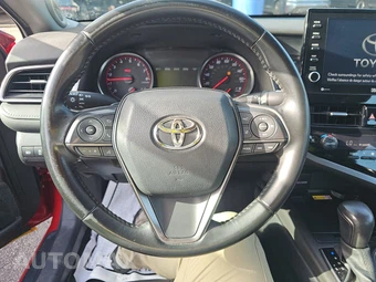 2023 Toyota Camry XSE - miniatura 10