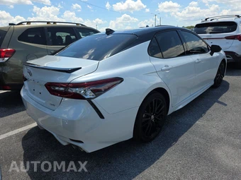 2023 Toyota Camry XSE - miniatura 4