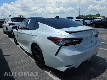 2023 Toyota Camry XSE - miniatura 6